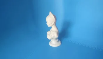Бюст Женщины-кошки 1