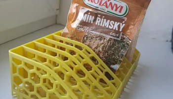 Коробка для специй с шестигранниками