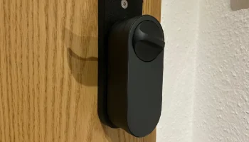 Aqara Smart Lock U200 - адаптер для монтажа на дверь 9