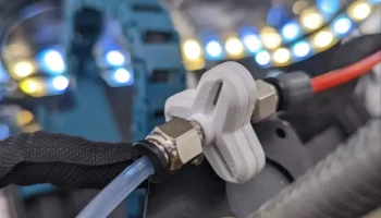 Магнитный разъем из ПТФЭ - разъем M6, магниты 8x2...