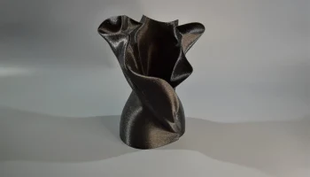 Diva Vase 3