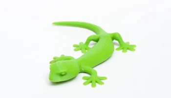Магнит на холодильник Gecko DeskPal 3