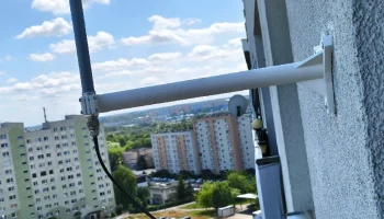 Кронштейн антенны LoRa. Вспорник делает антены LoRa...... 3