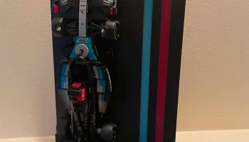 Стенд для LEGO Формулы 1