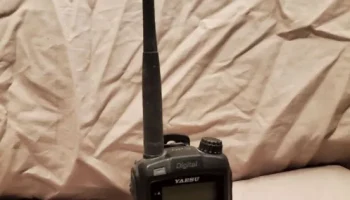 Настольная подставка для радио Yaesu FT1XD 1