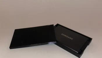 Защитный чехол для твердотельного накопителя Samsung T7