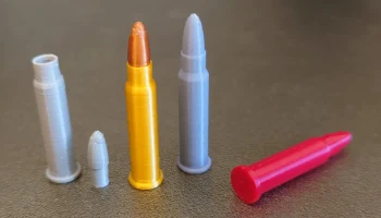 Реплика .17 HMR и защелкивающаяся крышка......