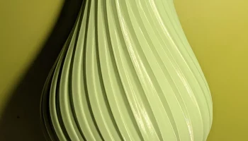 Vase B2 3