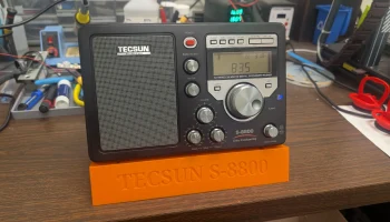 Настольная подставка для радиостанции Tecsun S-8800