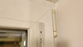 Оконная крышка Internorm на цепочке