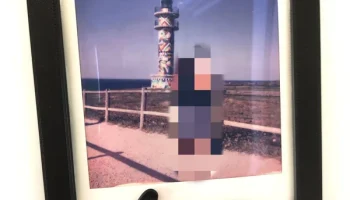 Магнит на холодильник в рамке Polaroid......