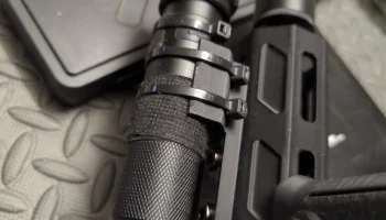 Фонарный кронштейн M-LOK 25мм