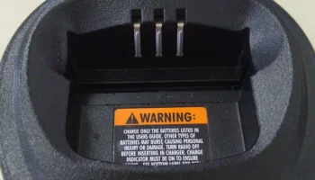 Крепление зарядной базы для радиостанции Motorola EP450 3