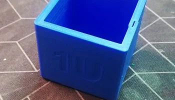 Контейнер No Hassle Container 1U для кустарного творчеств...