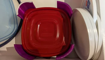 Органайзер с квадратной крышкой Rubbermaid 1