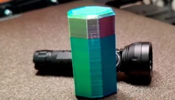 10440 / Контейнер для батареек AAA EDC 0
