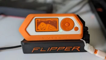 Магнитная USB-док-станция для Flipper Zero......