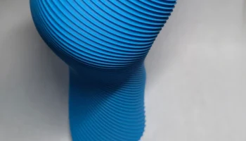 Wavy Vase 4
