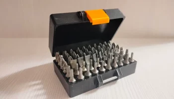 Screw bit case Screw bit case