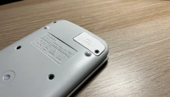 Крышка батарейного отсека калькулятора Casio fx-991