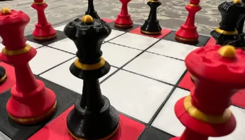 Настольная игра All Queens (Connect 4, шахматы, шашки в ... 3