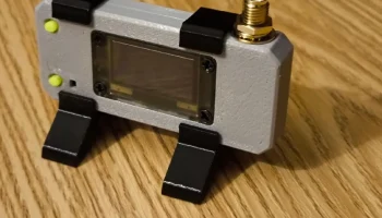 Minimalist Desktop Enclosure for Heltec V4 (Closed)