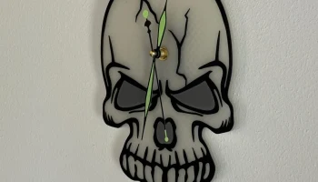 Настенные часы Skully 3