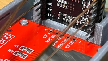 Корпус для 2,2-дюймового ЖК-дисплея и ESP32 Wemos. 3