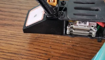 TBS Source One v5 GPS, антенна Runcam, крепление XT60 2