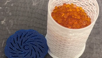 Дырчатый контейнер для силикагеля для катушки...... 3