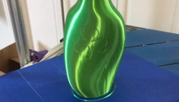 Ваза с клевером St Patty's 2
