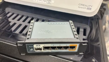 MikroTik hEX S 1U 6-дюймовый монтаж в стойку................ 9