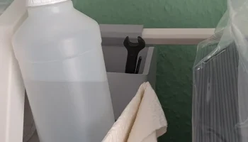 bottom and hanging container 1