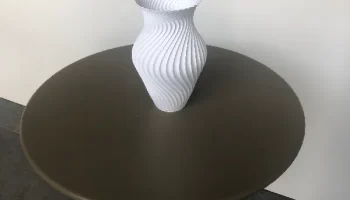 элегантная ваза