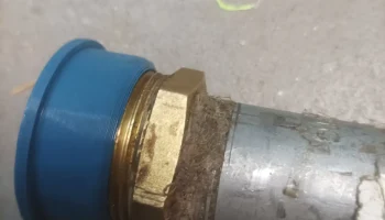 F&uuml;r Deckel IBC Контейнер с отверстием 50 мм и 1 1/4" Inne... 0