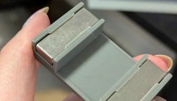 Магнитный держатель для лака для ногтей Magnetic Mani с б...