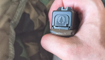 Крышка таблички Airsoft GLOCK (МЫ, восточные краны) Крышка таблички Airsoft GLOCK (МЫ, восточные краны)