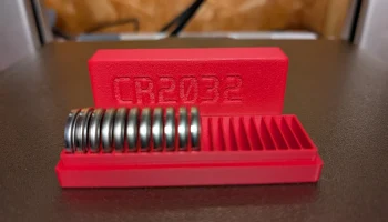 Ящик для хранения батарей CR2032 1