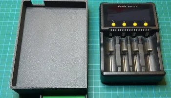 Подставка для зарядки Fenix ARE-C2+ с аккумулятором Подставка для зарядки Fenix ARE-C2+ с аккумулятором