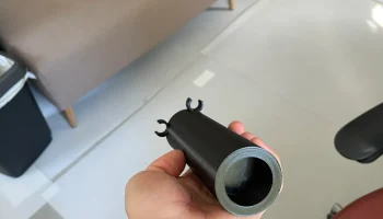 Держатель антенны на кронштейне монитора... 2