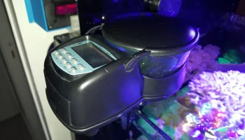Редуктор количества кормушки для аквариумных рыб... Редуктор количества кормушки для аквариумных рыб...