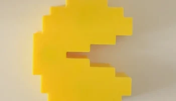 8-битная игрушка-непоседа Pacman с магнитом......