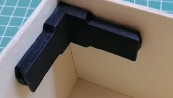 Угловые зажимы для изготовления магнитных коробок.........