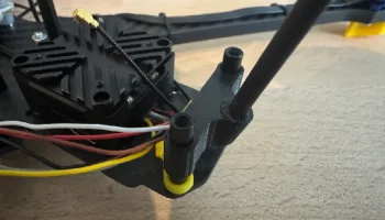 SpeedyBee Mario 8 - держатель антенны DJI O3
