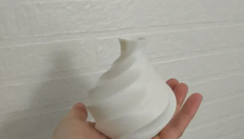 Vase Swirl 2