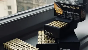 Ящик для патронов Люгера 9 мм на 50 патронов Sellier & Be... 1