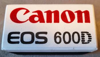 Чехол для 4 аккумуляторов Canon LP-E8 5