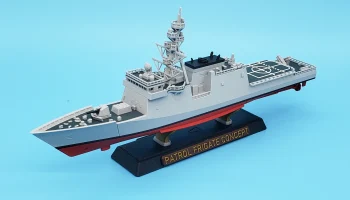 Концептуальная модель патрульного фрегата в масштабе 1:4...