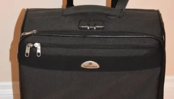 Старый замок ручки чемодана Samsonite Старый замок ручки чемодана Samsonite