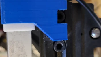 Крепление для светодиодной ленты / световой панели Ender 3 3